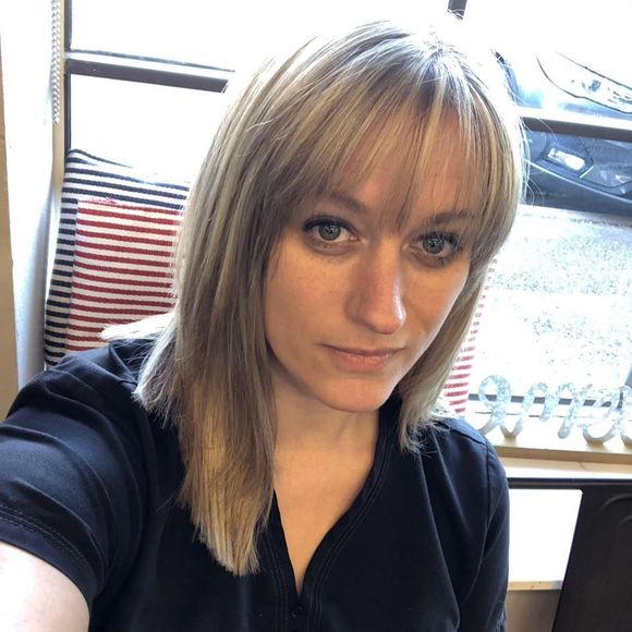 Meet your Posher, Mary - Picture 1 of 1